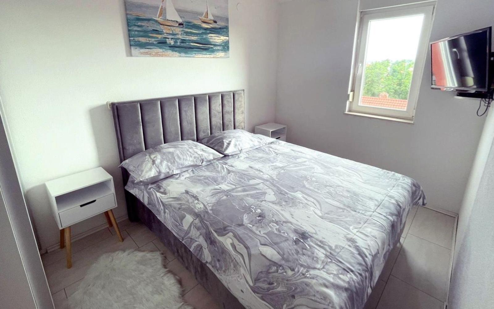 Apartman Moon Задар Экстерьер фото